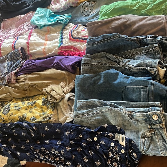 Lot of 56 size 5t girl items - Picture 4 of 7